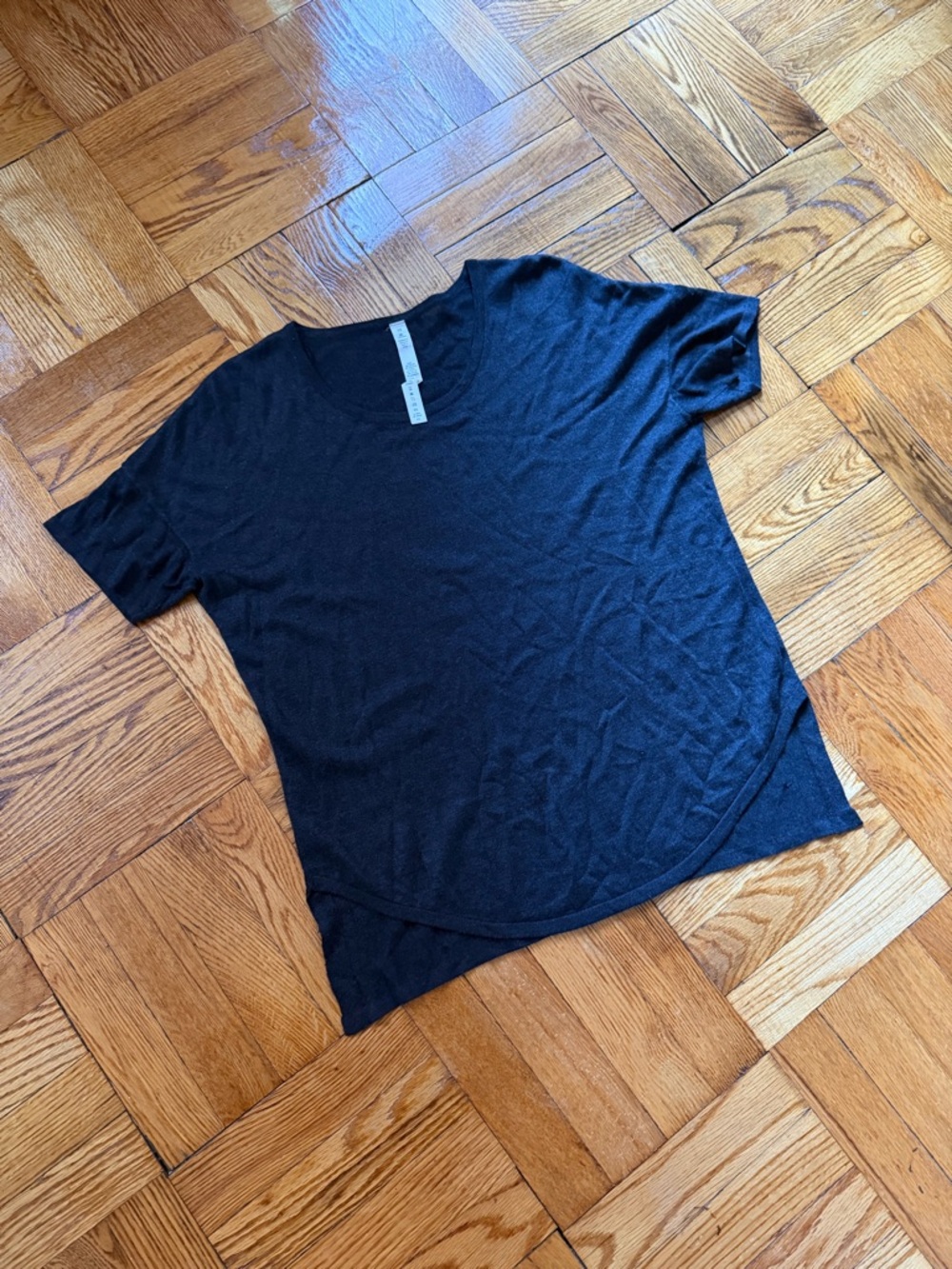 lululemon athletica Black Short Sleeve Scoop Neck Tee Cashmere